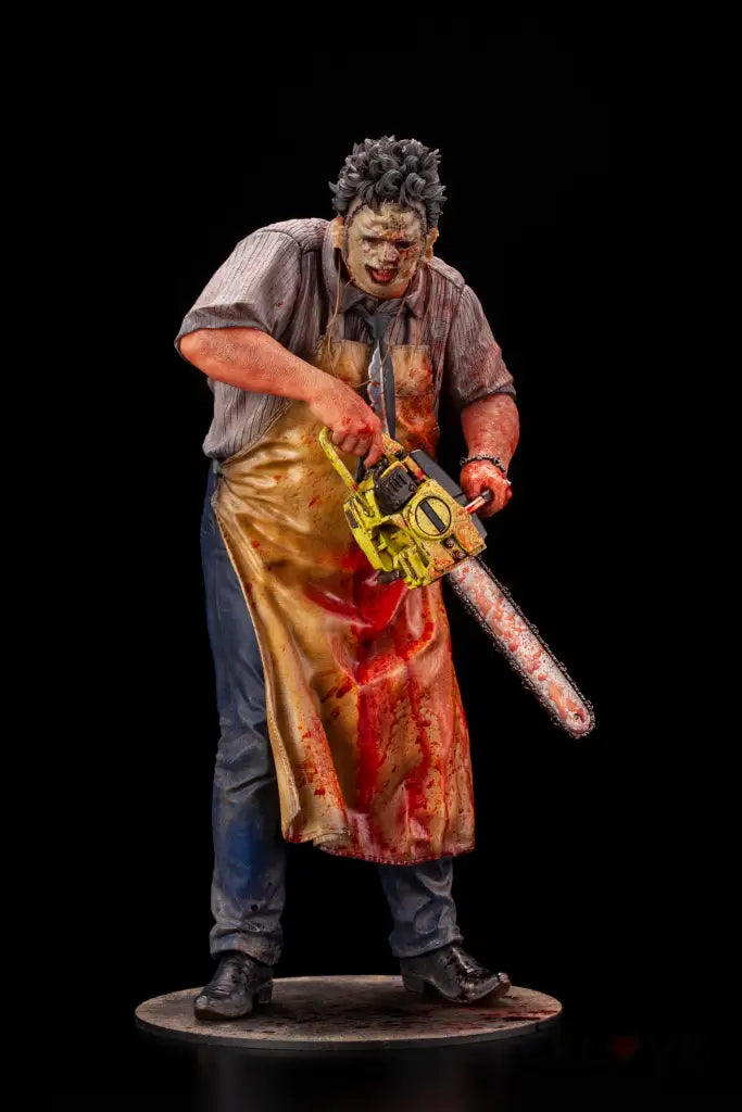 Leatherface -The Texas Chainsaw Massacre (1974) -Slaughterhouse Ver. ARTFX Statue - GeekLoveph