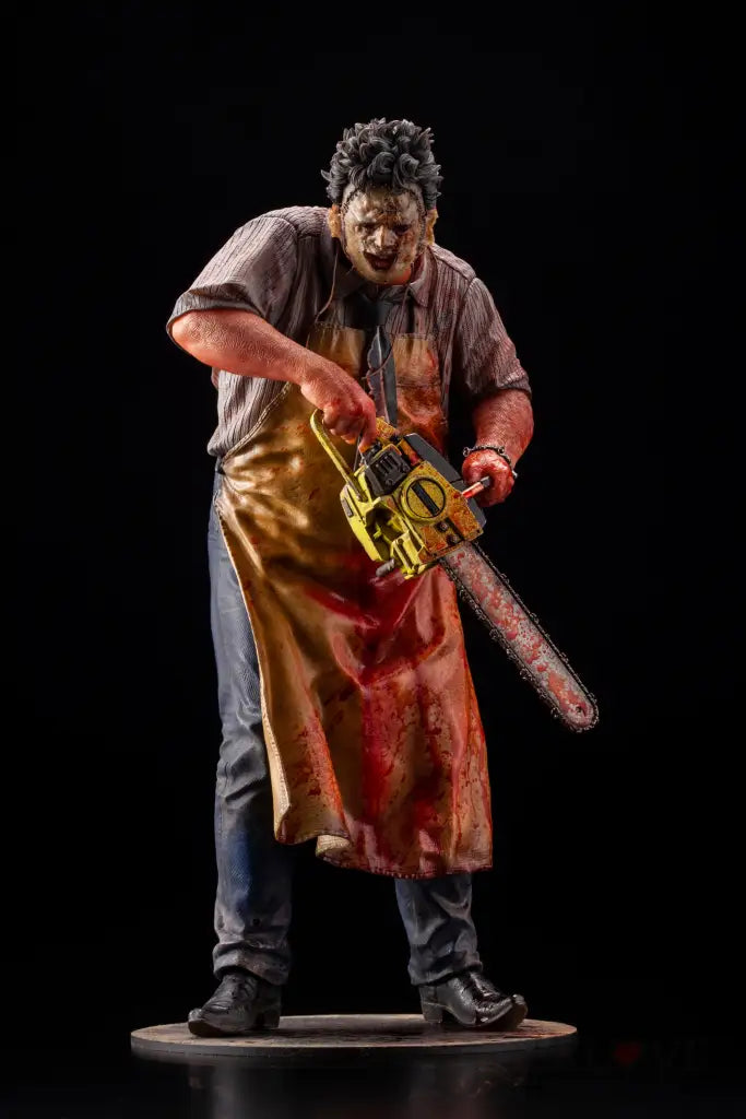 Leatherface -The Texas Chainsaw Massacre (1974) -Slaughterhouse Ver. ARTFX Statue - GeekLoveph
