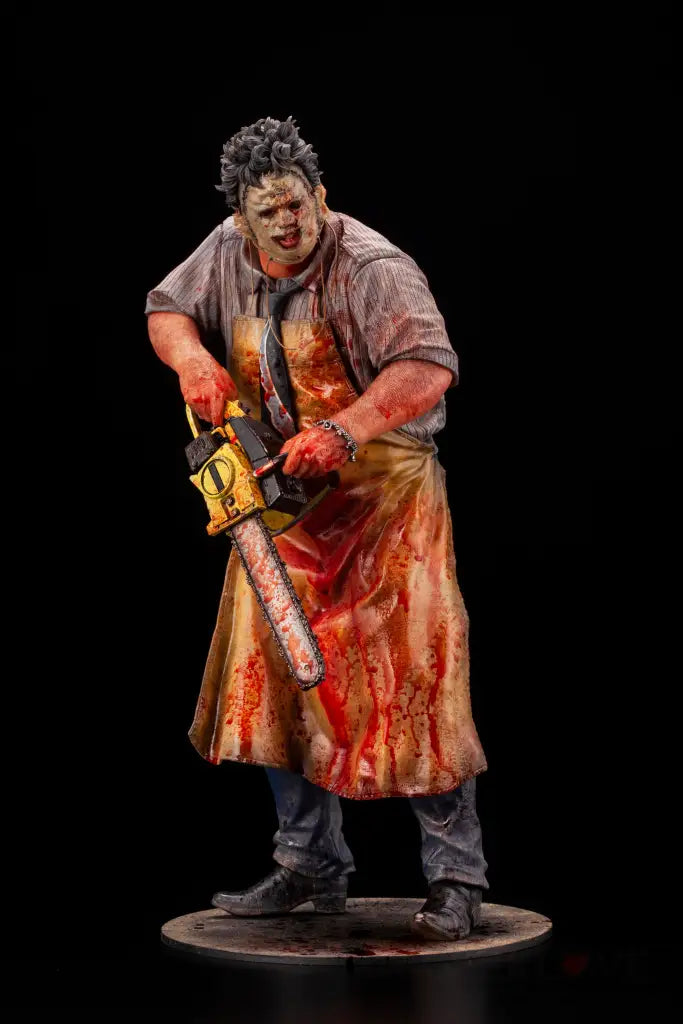 Leatherface -The Texas Chainsaw Massacre (1974) -Slaughterhouse Ver. ARTFX Statue - GeekLoveph