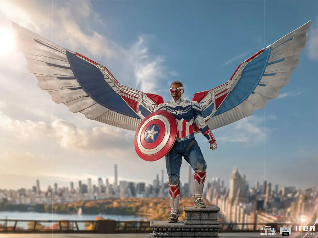 Legacy Replica Captain America Sam Wilson (Open Wings Version) 1/4 Scale Statue - GeekLoveph