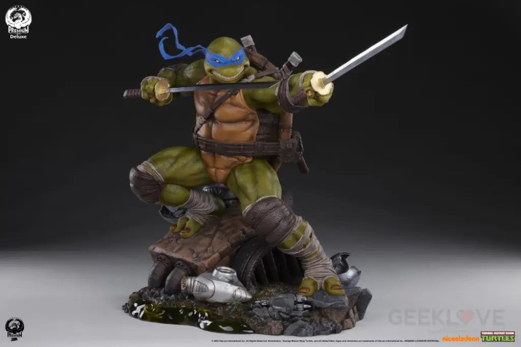 Leonardo Deluxe 1/3 Scale Scale Figure