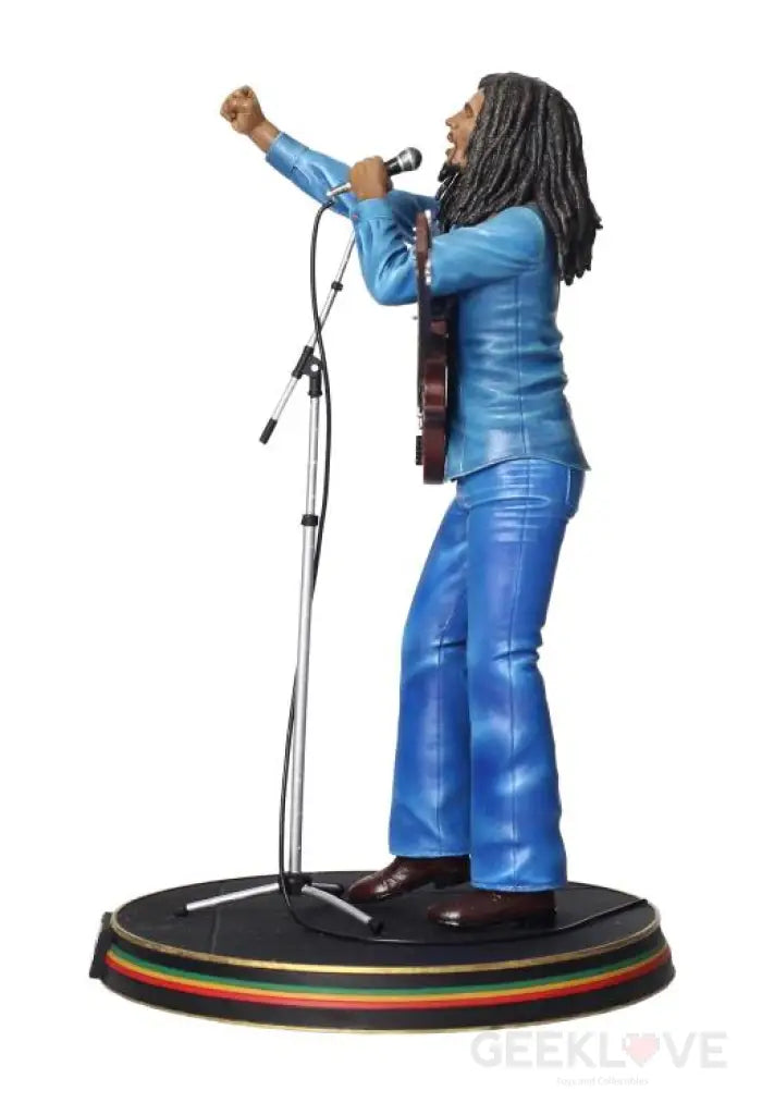 Live In Concert Figure Bob Marley Statue