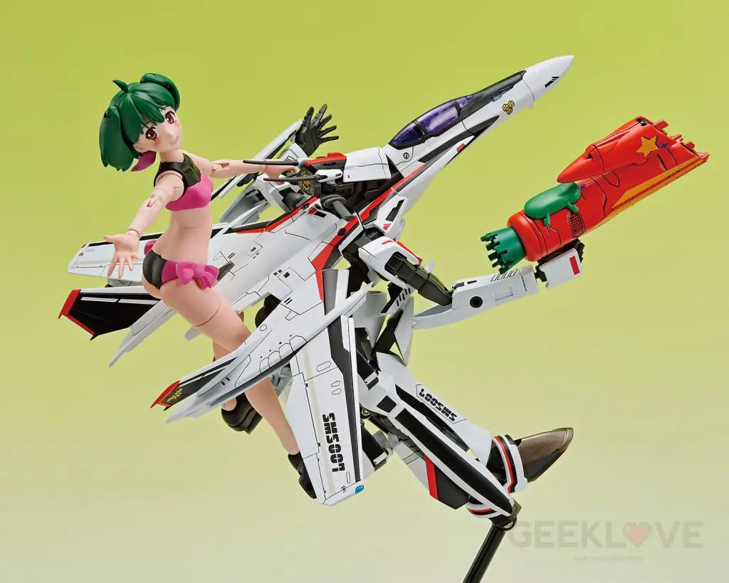 Macross V.F.G. VF-25F Messiah Ranka Lee Model Kit - GeekLoveph