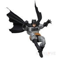 MAFEX No.106 The Dark Knight Returns Batman - GeekLoveph