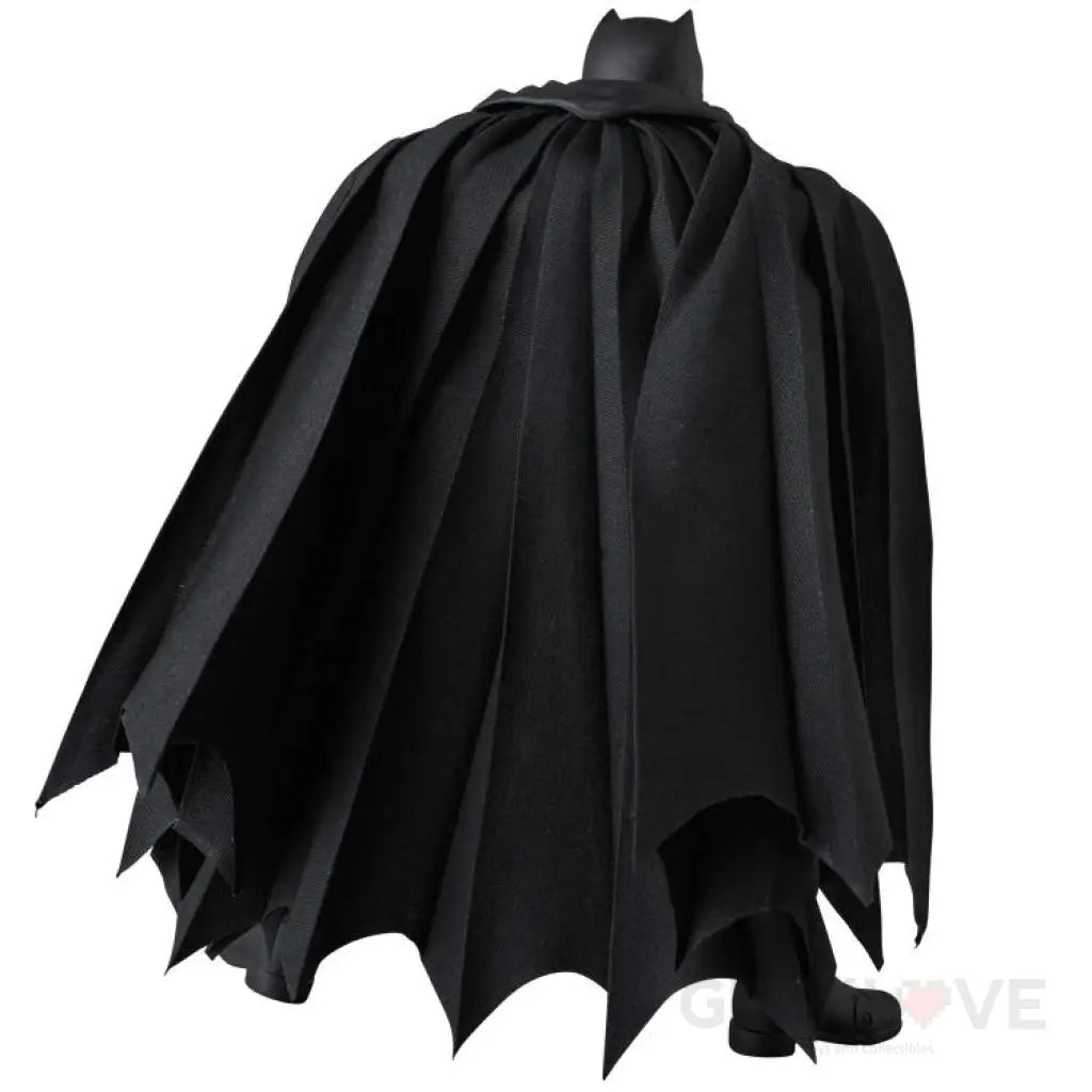MAFEX No.106 The Dark Knight Returns Batman - GeekLoveph
