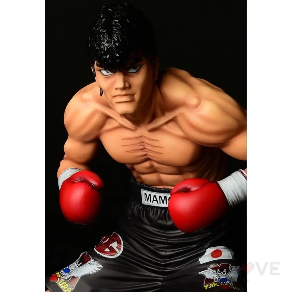 Mamoru Takamura Fighting Pose - GeekLoveph