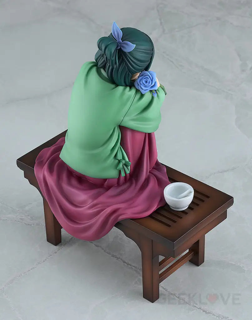 Maomao Scale Figure