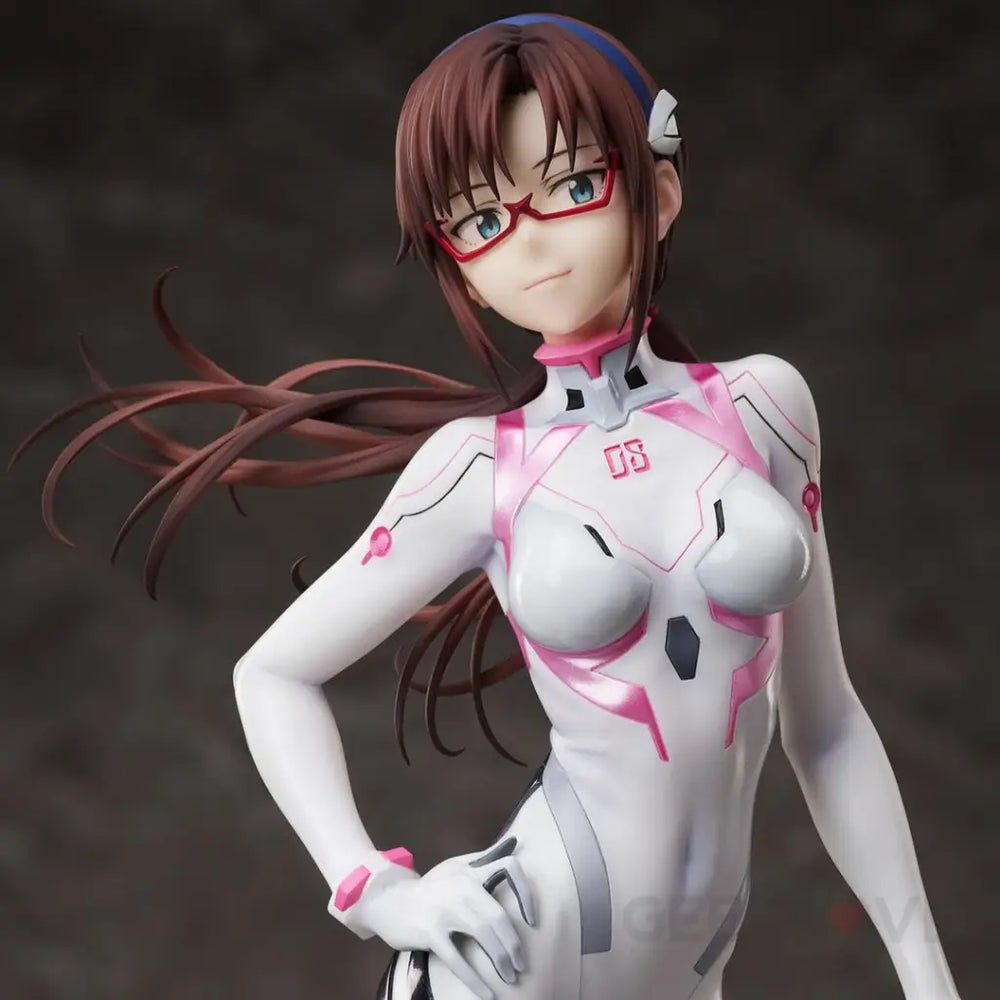 Mari Makinami Illustrious (Last Mission) 1/7 Scale Figure - GeekLoveph