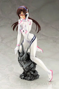 Mari Makinami Illustrious White Plugsuit Ver. Preorder