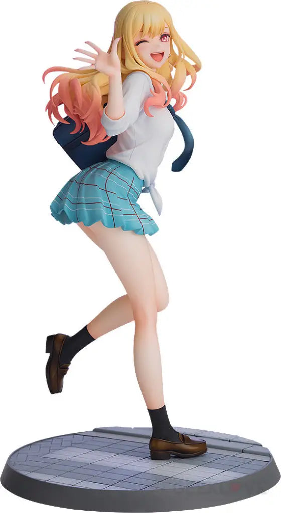 Marin Kitagawa Scale Figure