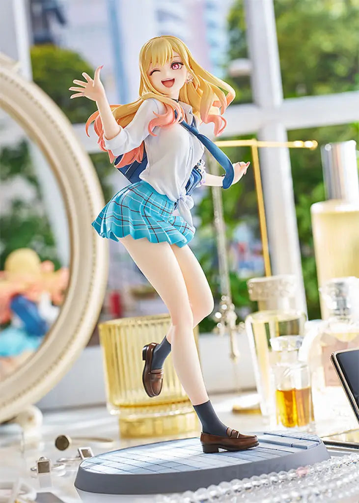 Marin Kitagawa Scale Figure