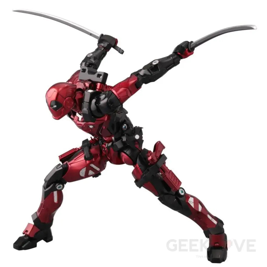 Marvel Fighting Armor Deadpool - GeekLoveph