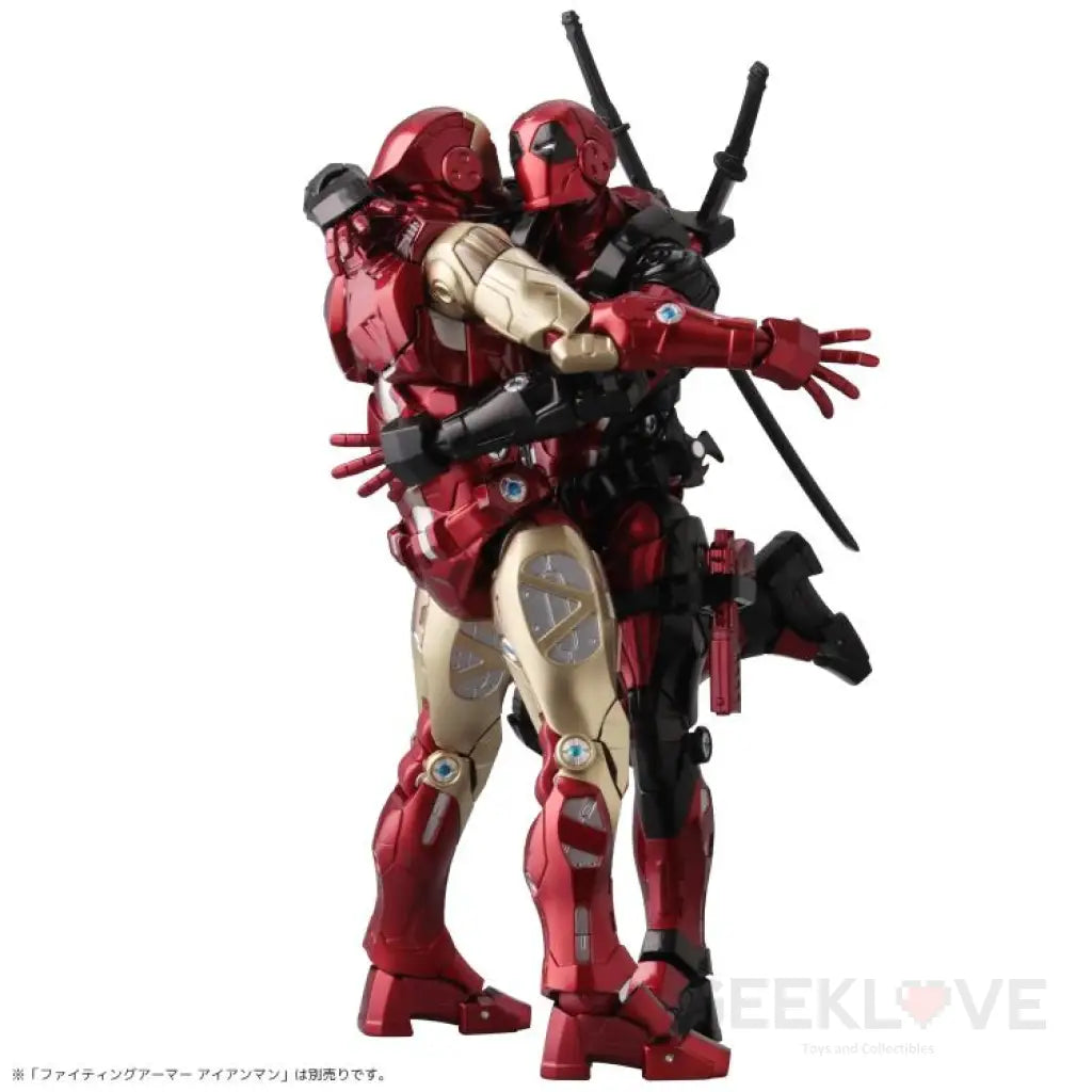 Marvel Fighting Armor Deadpool - GeekLoveph