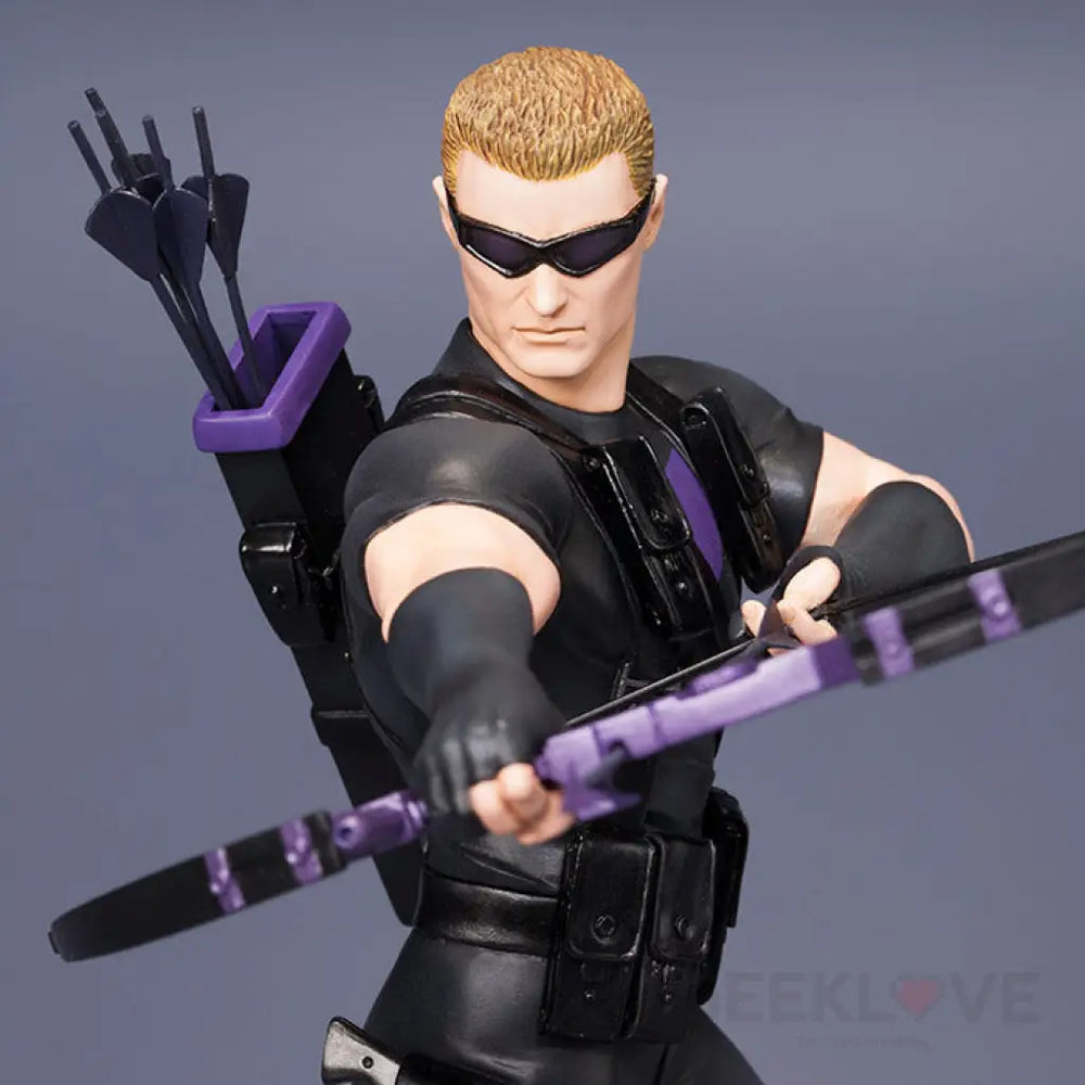 Marvel Now! ARTFX+ Hawkeye Statue - GeekLoveph