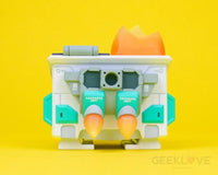 Mecha Dumpster Fire Vinyl Figure Df-079 Art Toy