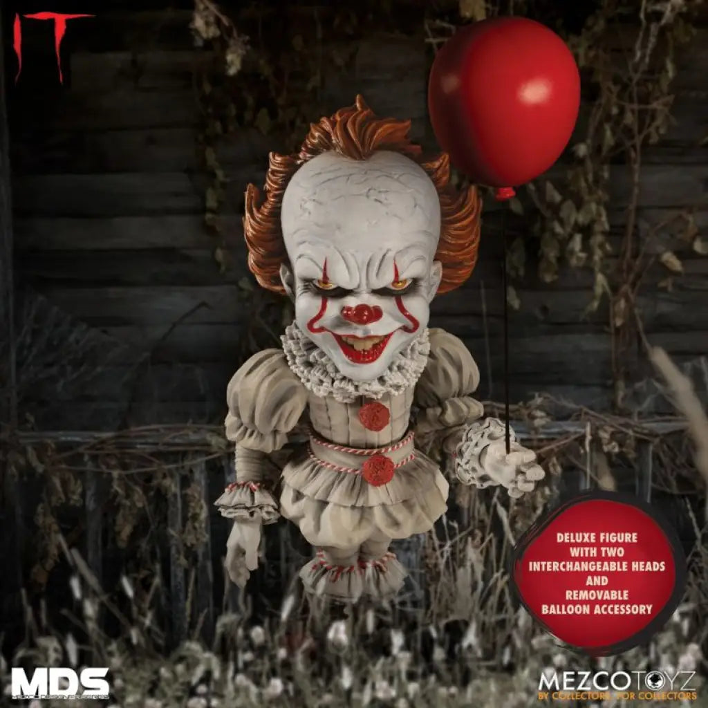 Mezco Designer Series Deluxe IT: Pennywise - GeekLoveph