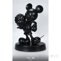 Mickey Around the World 24 Inch – Mickey – Singapore Edition – Matte Black - GeekLoveph