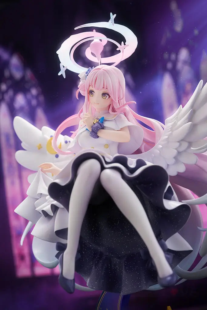 Mika Call Of The Stars Scale Figure