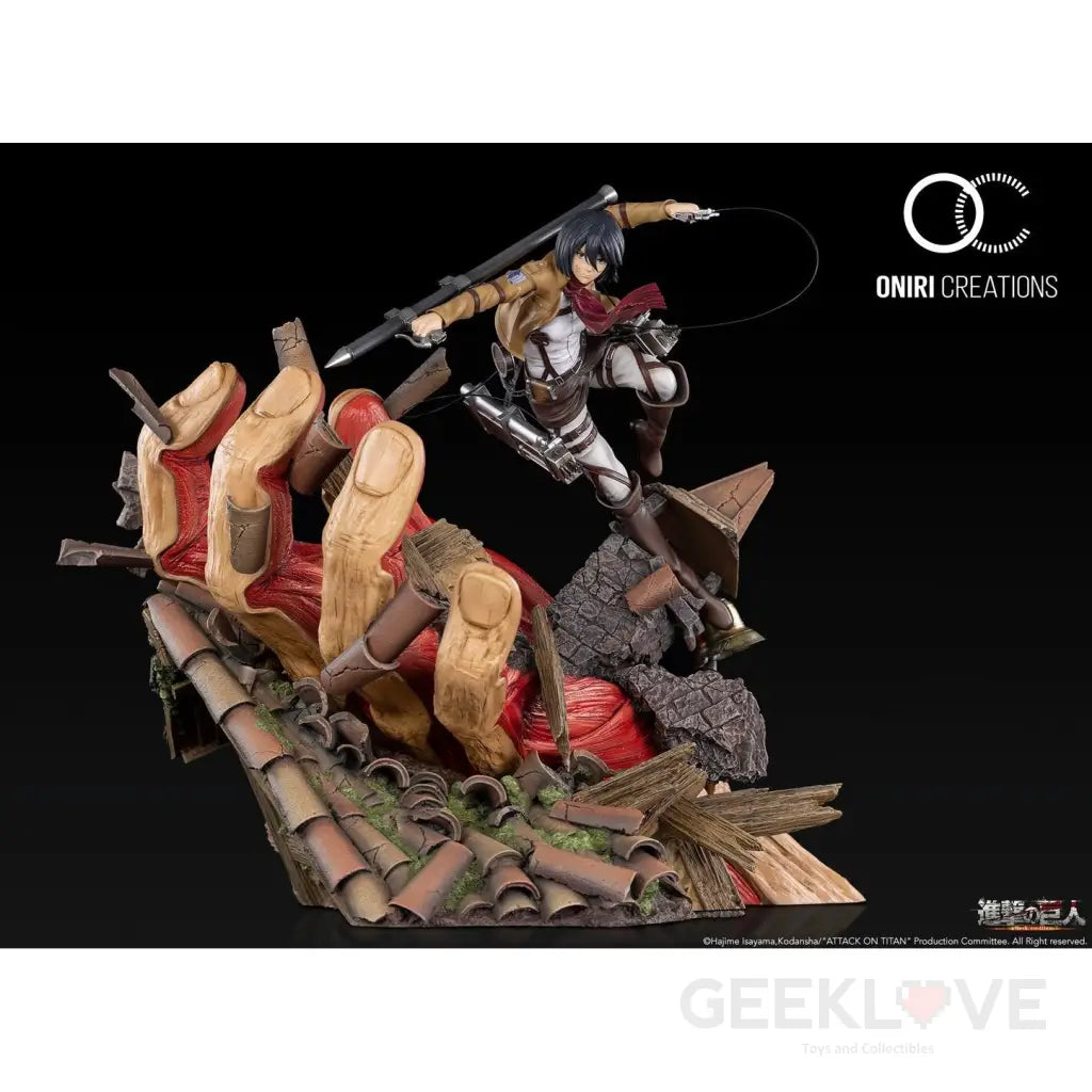 Mikasa VS The Armored Titan 1/6 Scale Statue - GeekLoveph