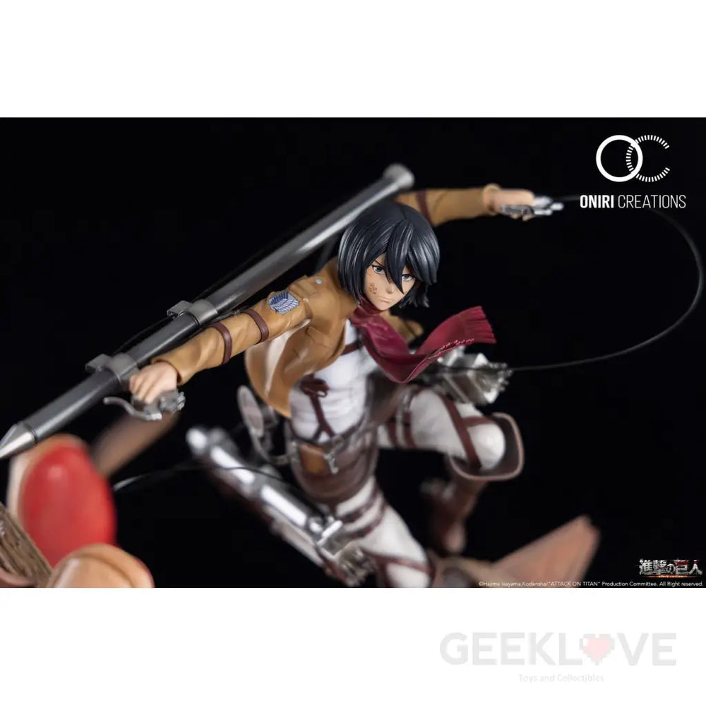 Mikasa VS The Armored Titan 1/6 Scale Statue - GeekLoveph