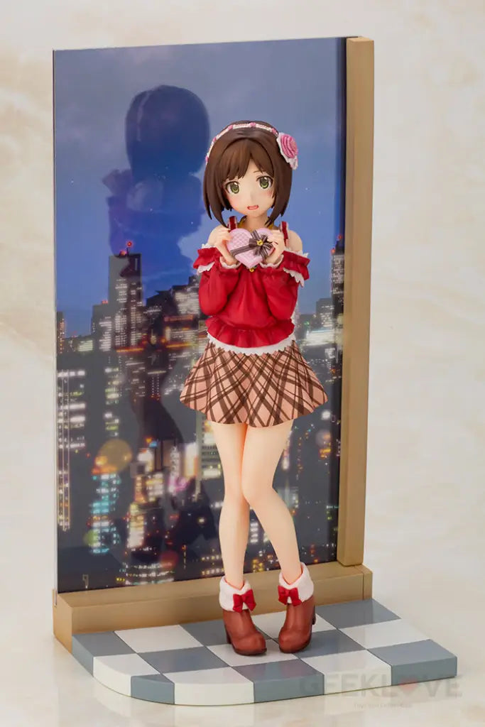 Miku Maekawa Off Stage 1/8 Scale Figure - GeekLoveph