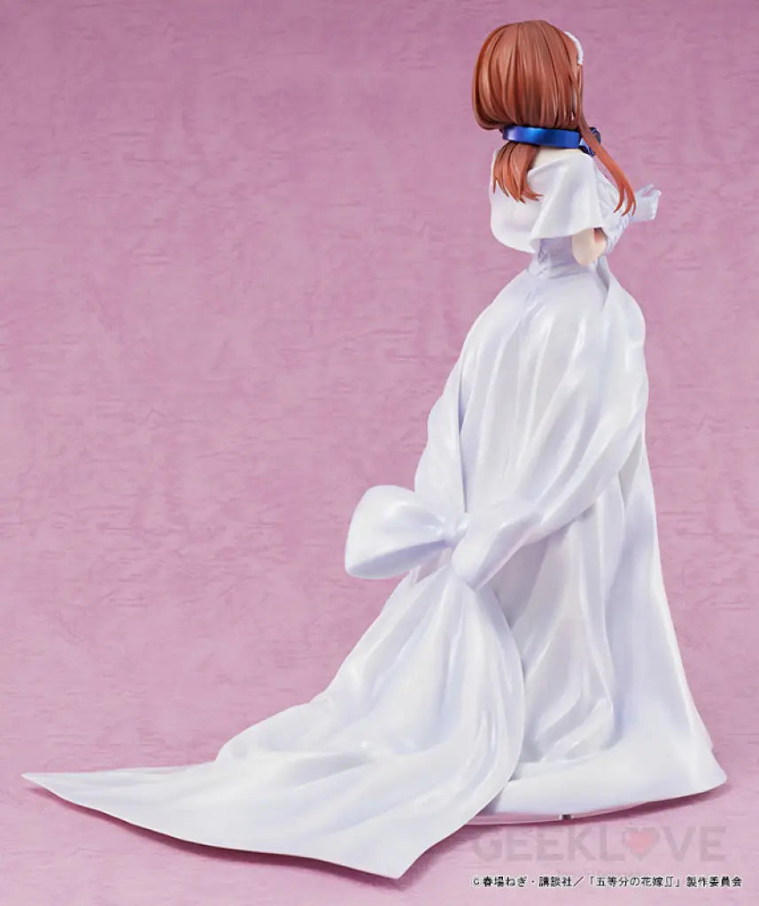 Miku Nakano 1/7 Scale Figure Preorder