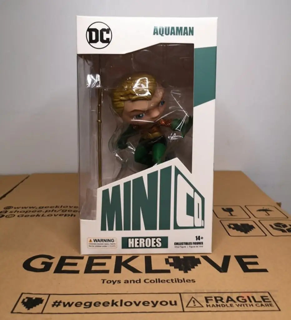 Mini Co. DC Comic Series - Aquaman - GeekLoveph