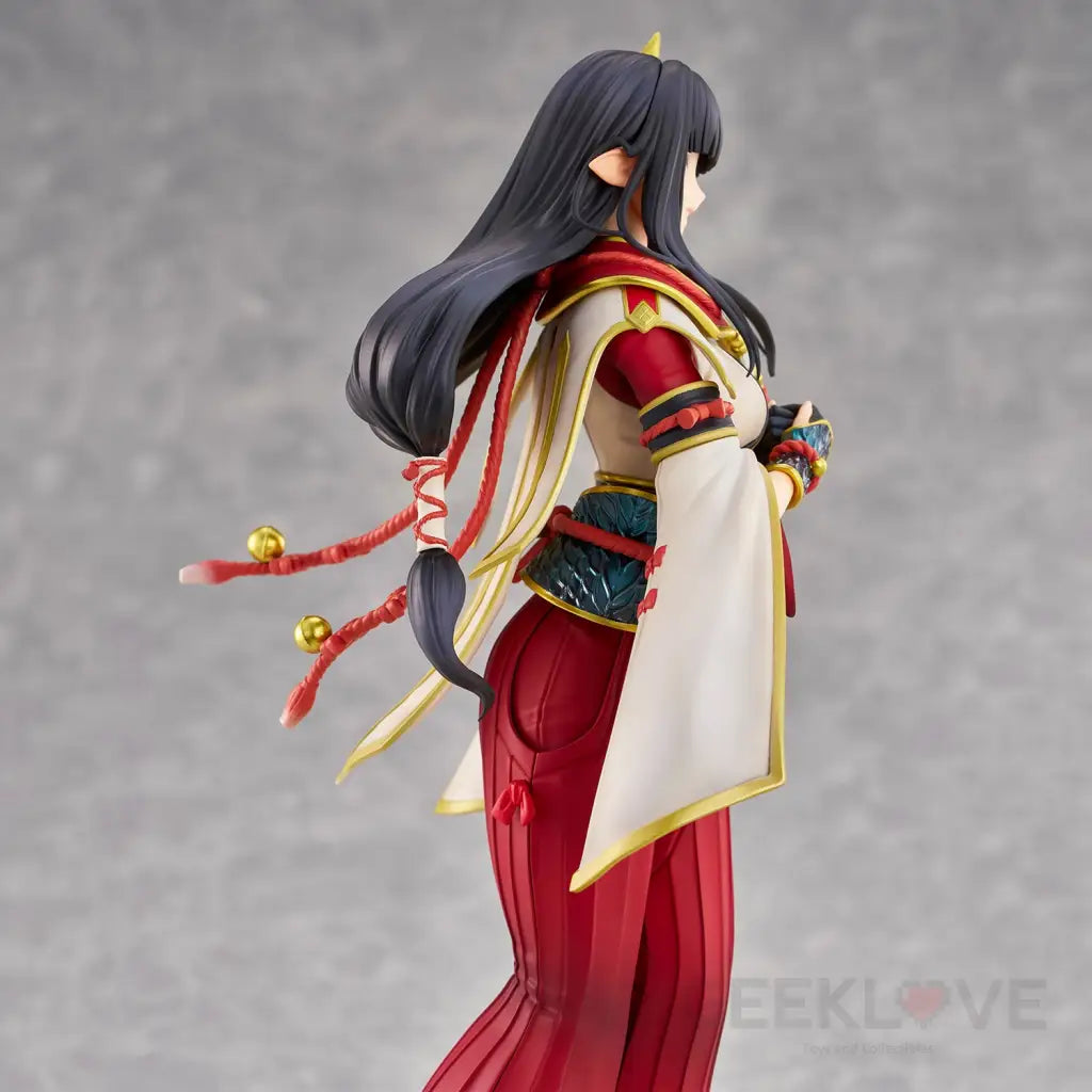 Monster Hunter Rise: Hinoa The Quest Maiden Statue