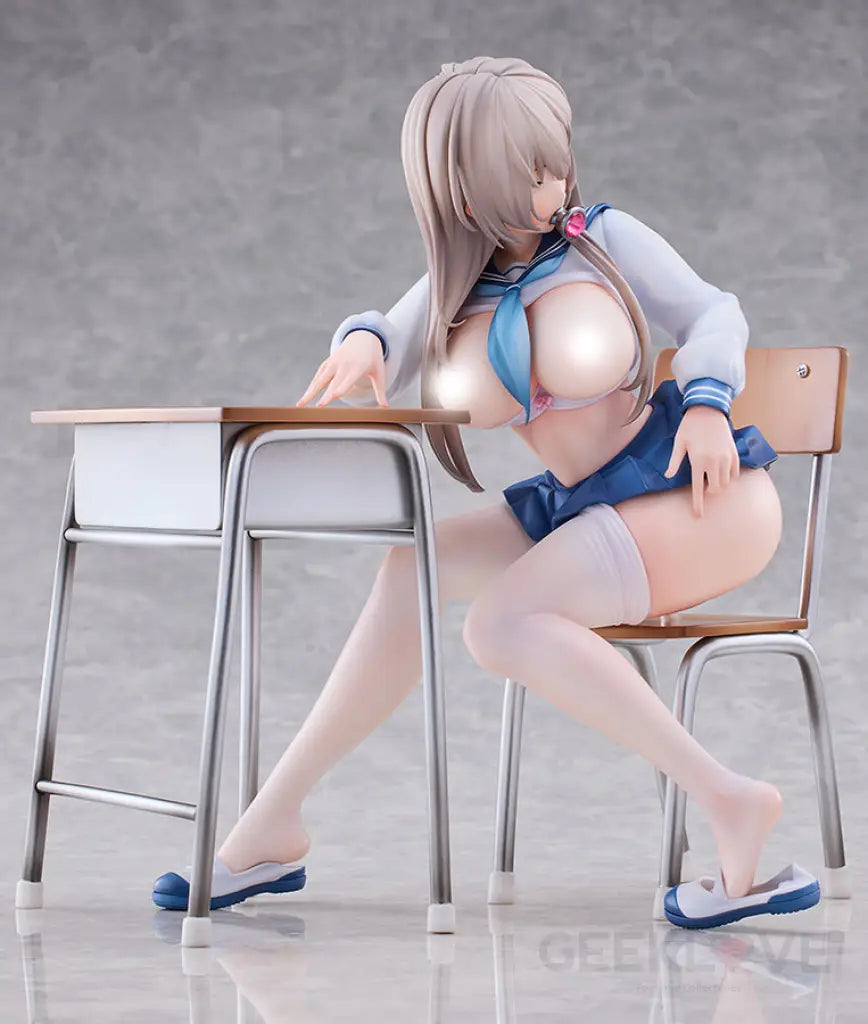 Mousou Tights.43 Suzu-Chan Scale Figure