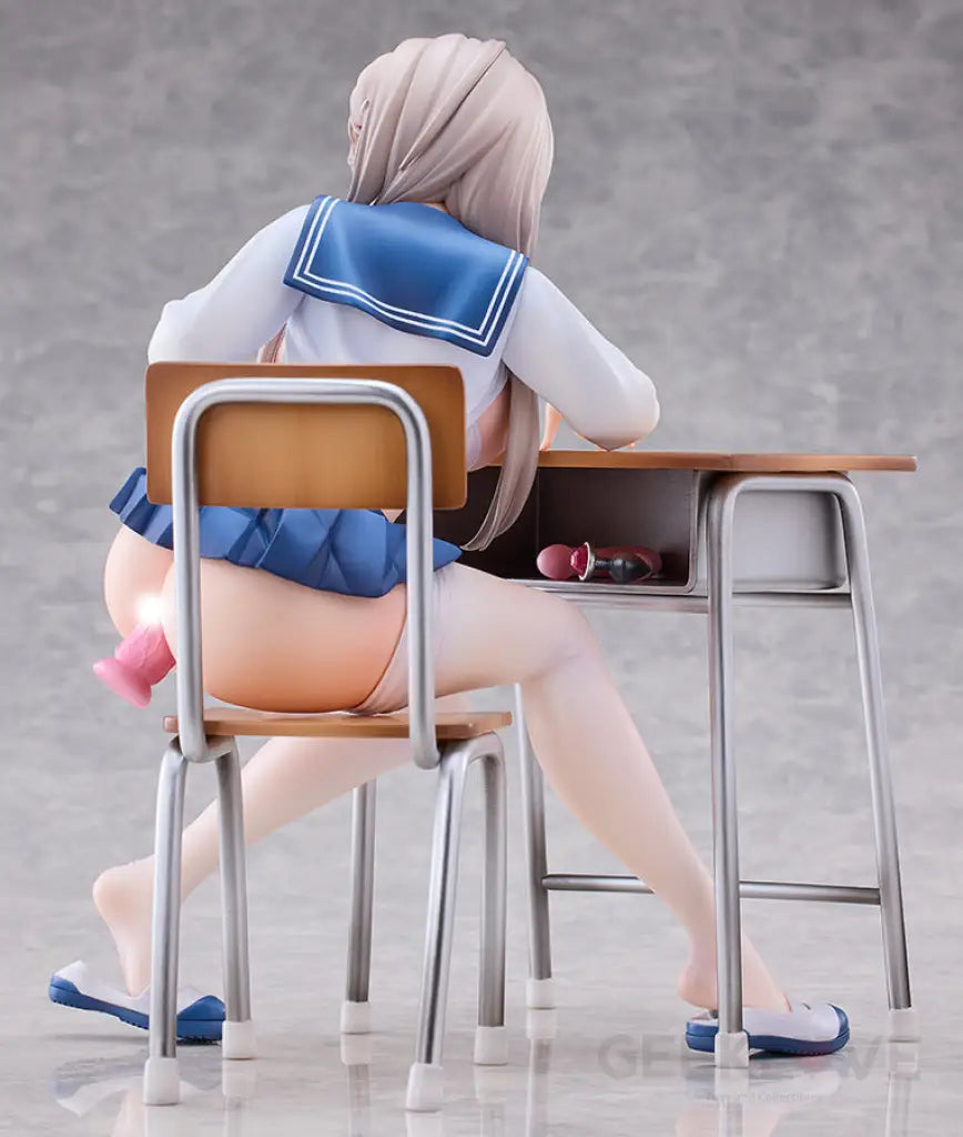 Mousou Tights.43 Suzu-Chan Scale Figure