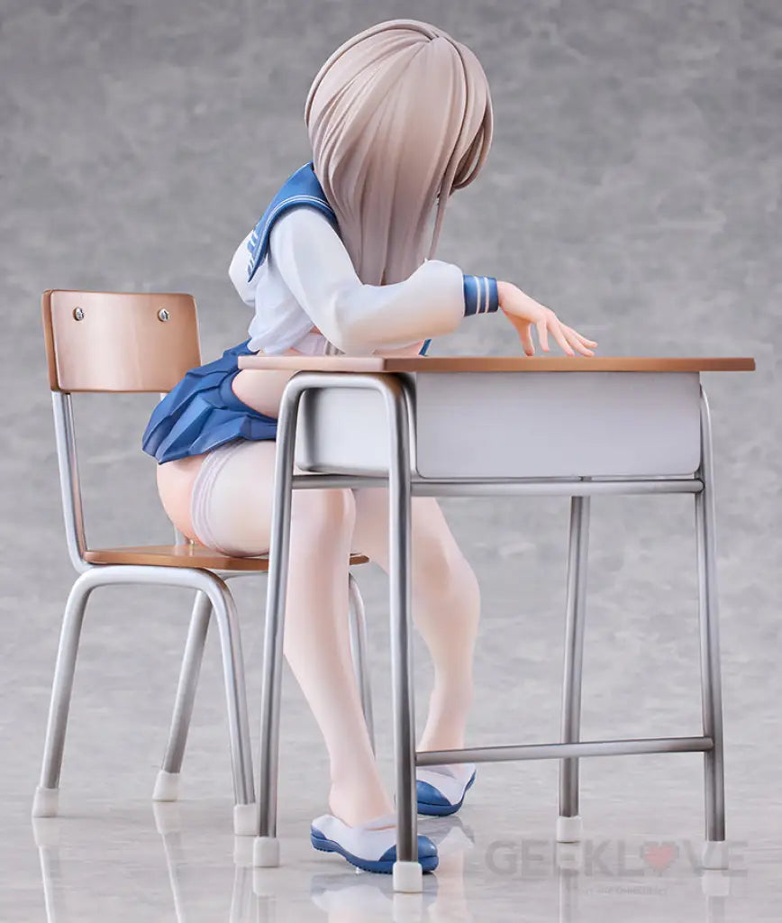 Mousou Tights.43 Suzu-Chan Scale Figure