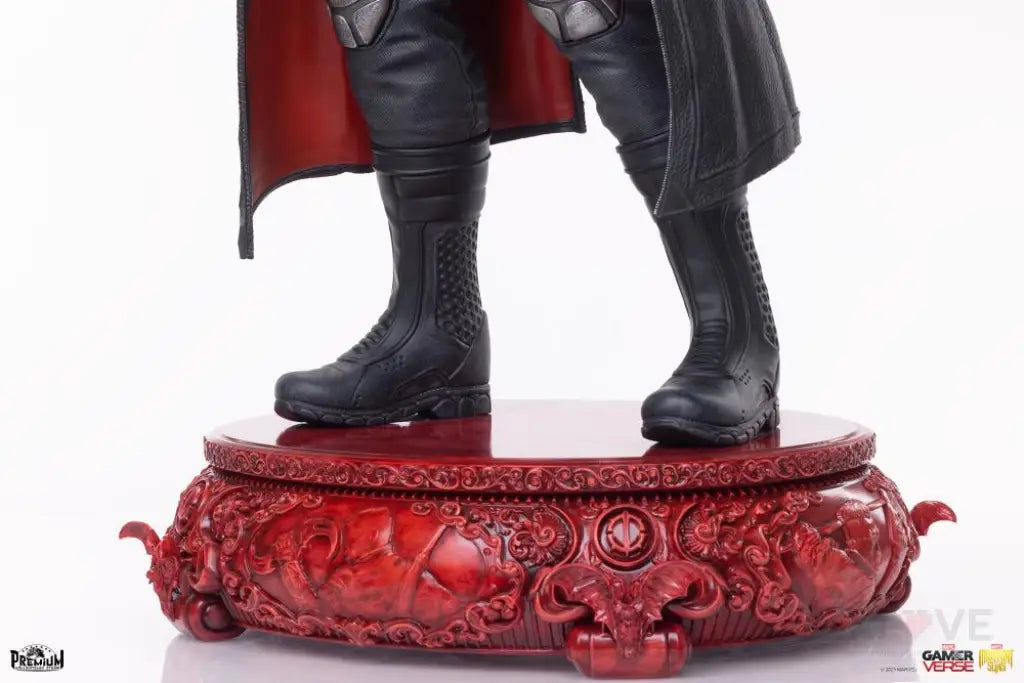 Museum Collection Blade 1/3 Scale Scale Figure