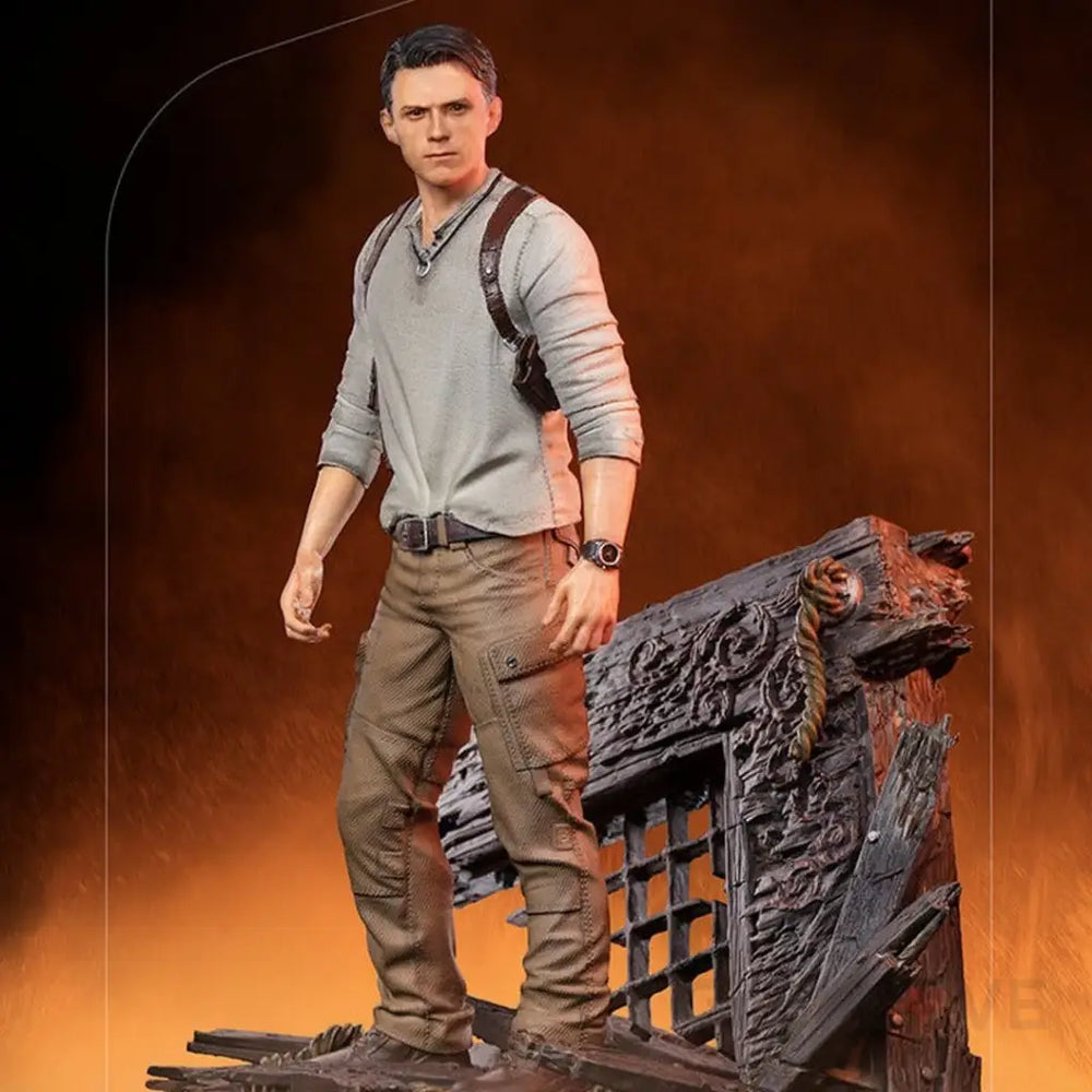 Nathan Drake Deluxe Art Scale 1/10 Statue - GeekLoveph