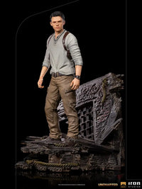 Nathan Drake Deluxe Art Scale 1/10 Statue - GeekLoveph