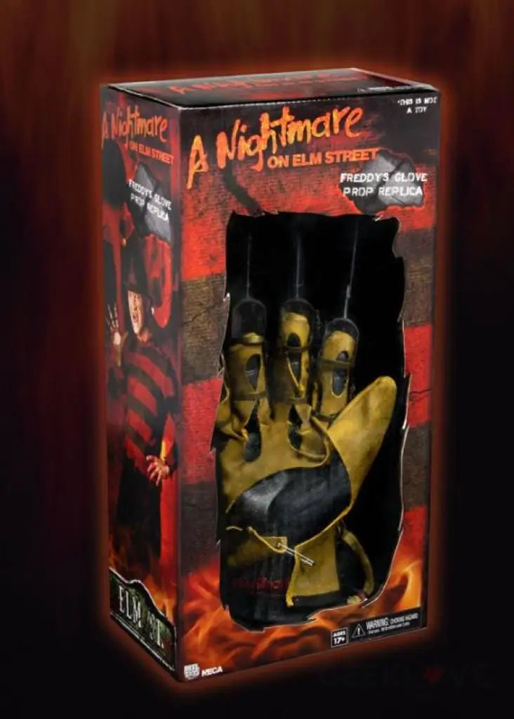 NECA: A Nightmare on Elm Street Freddy Glove Prop Replica