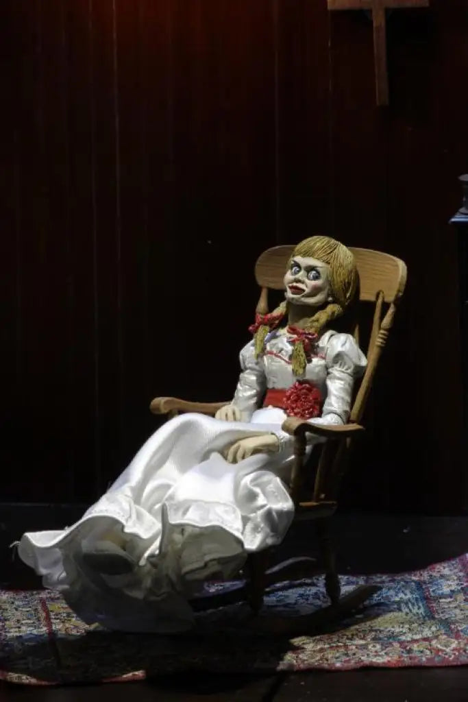 NECA: Annabelle Comes Home - Ultimate Annabelle - GeekLoveph