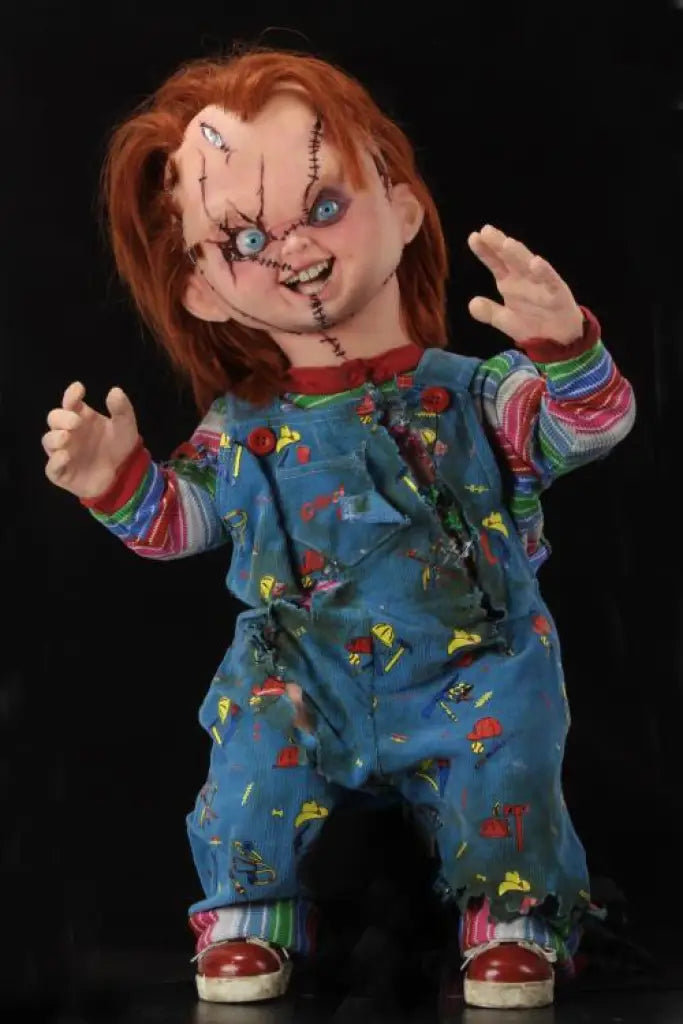 NECA: Bride of Chucky Life-Size Chucky Replica - GeekLoveph