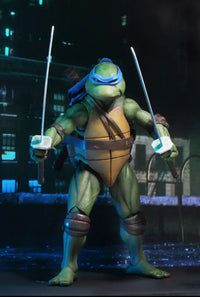 NECA: Teenage Mutant Ninja Turtles [1990 Movie] - 1⁄4 Leonardo - GeekLoveph