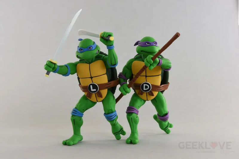 Neca: Teenage Mutant Ninja Turtles – 7” Scale Action Figure – Cartoon Leonardo and Donatello
