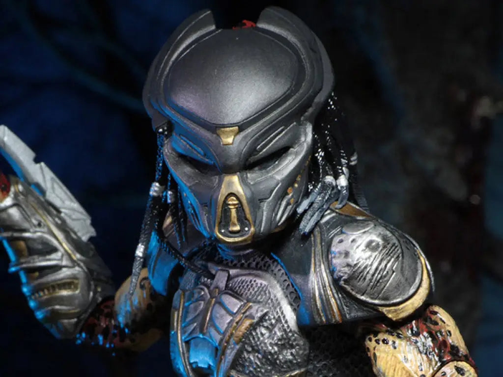 NECA Ultimate Fugitive Predator - GeekLoveph