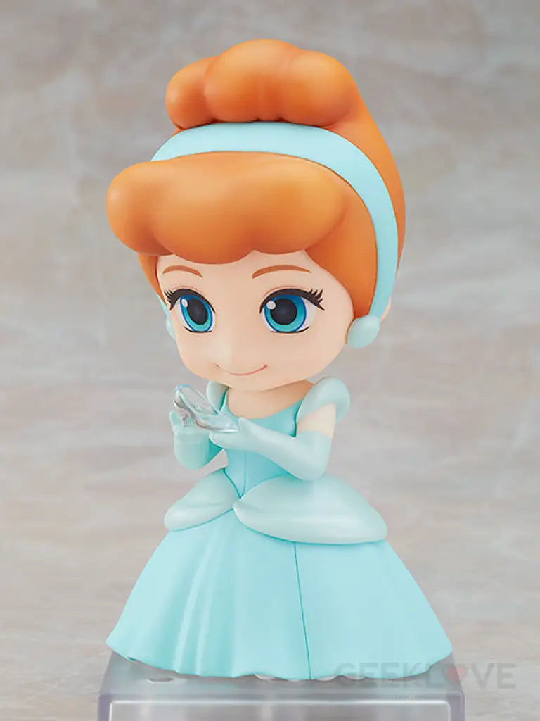 Nendoroid Cinderella - GeekLoveph