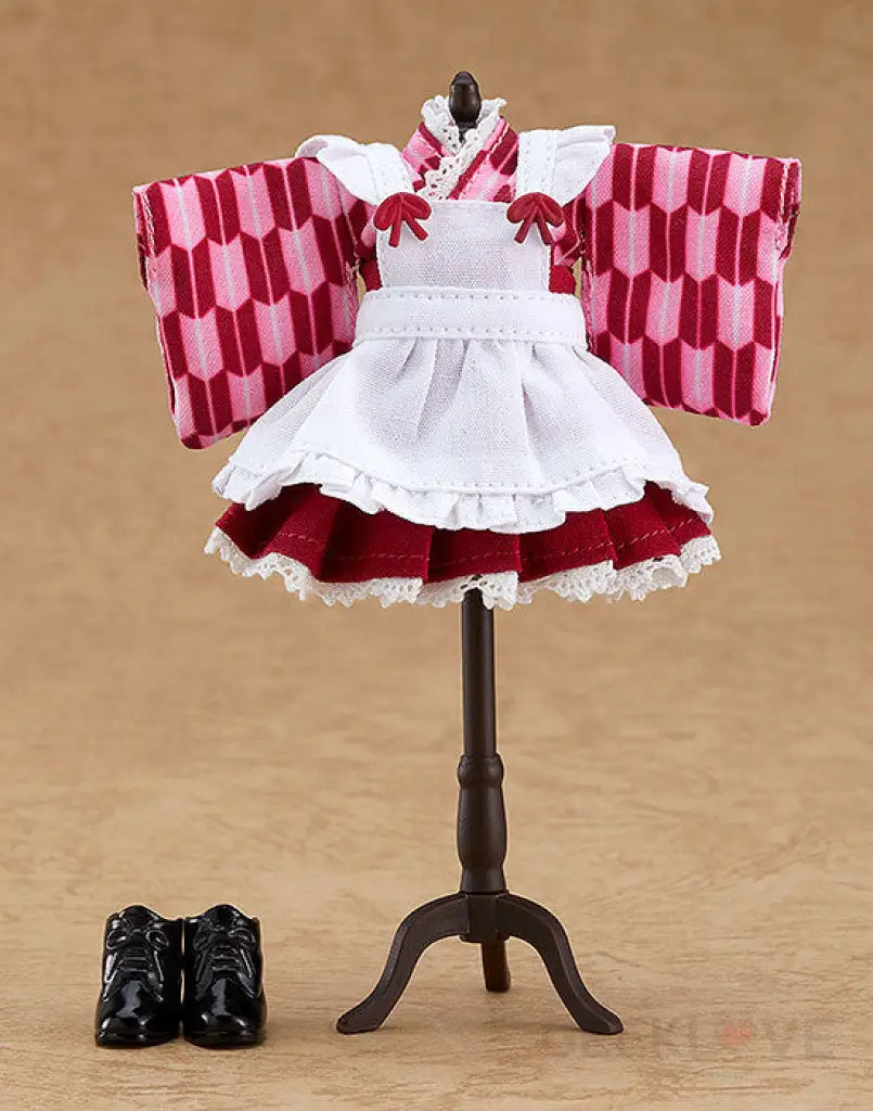 Nendoroid Doll Outfit Set (Japanese-Style Maid - Pink) - GeekLoveph