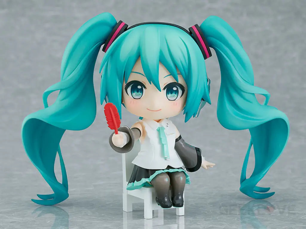 Nendoroid Swacchao! Hatsune Miku NT: Akai Hane - Akai Hane Central Community Chest of Japan Campaign Ver. - GeekLoveph