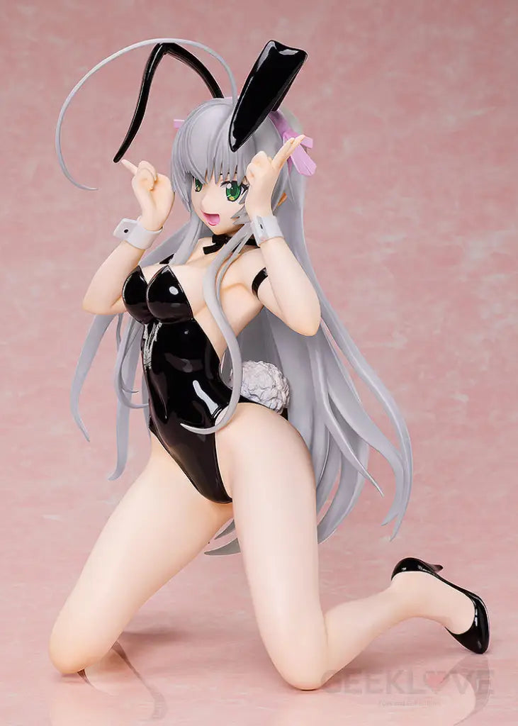 Nyaruko: Crawling with Love Nyaruko Bare Leg Bunny Ver. Scale Figure