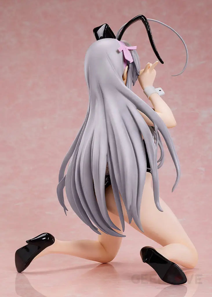 Nyaruko: Crawling with Love Nyaruko Bare Leg Bunny Ver. Scale Figure