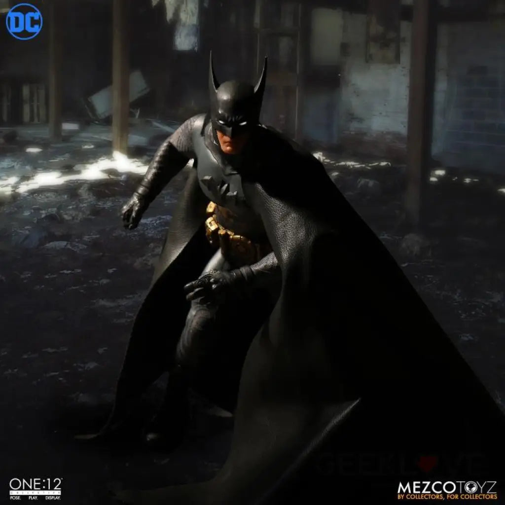 One:12 Collective Batman (Ascending Knight) - GeekLoveph
