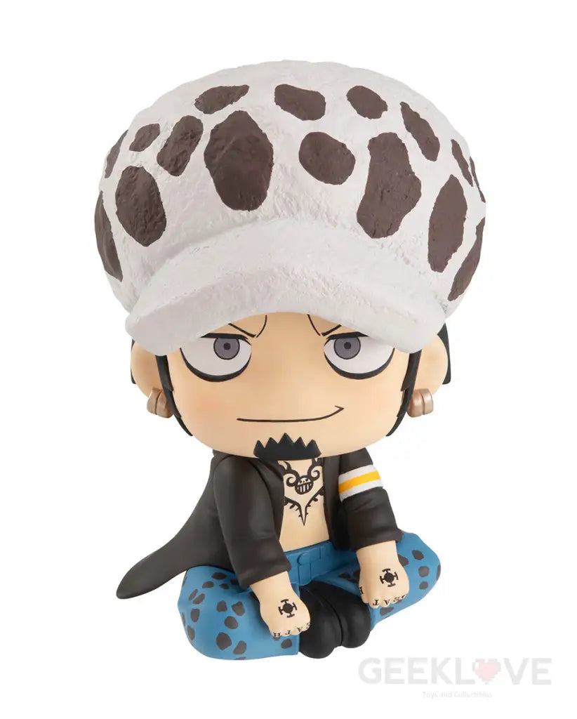 One Piece Look Up Trafalgar Law - GeekLoveph