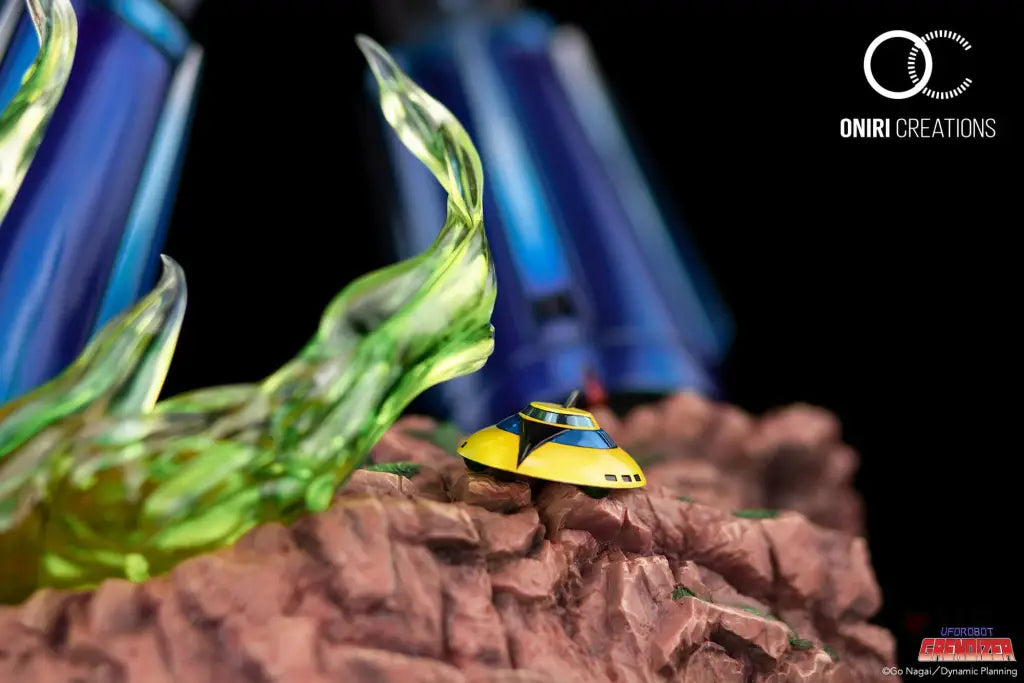 Oniri Creations UFO Robot Grendizer Premium 1/6 Scale Statue - GeekLoveph