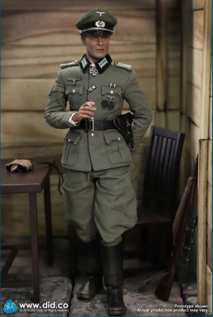 OnlineDid: 366 Major Erwin Kooenig 10th Anniv Figure - GeekLoveph