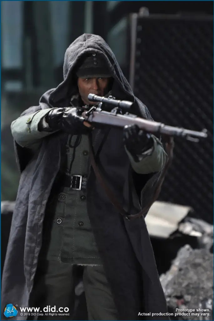 OnlineDid: 366 Major Erwin Kooenig 10th Anniv Figure - GeekLoveph
